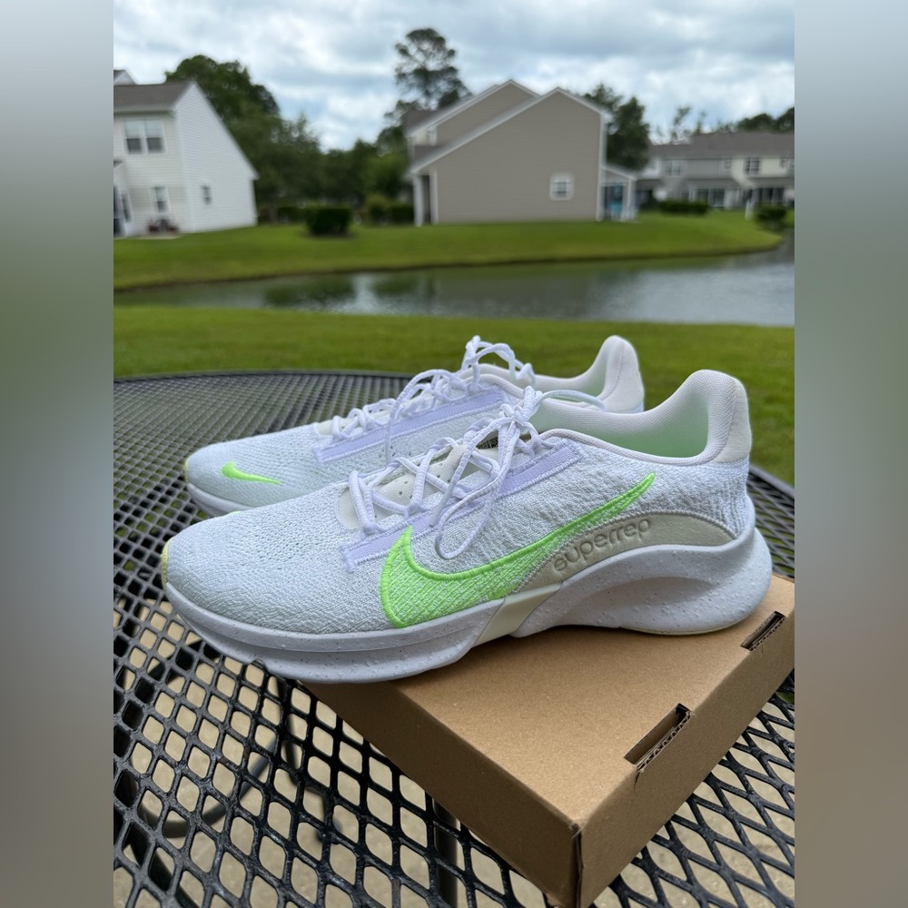 Nike superRep Women's White and Green Running Shoes size 10 - Picture 8 of 8